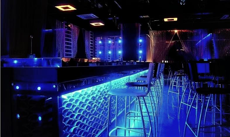 5種最火的酒吧裝修風格效果圖