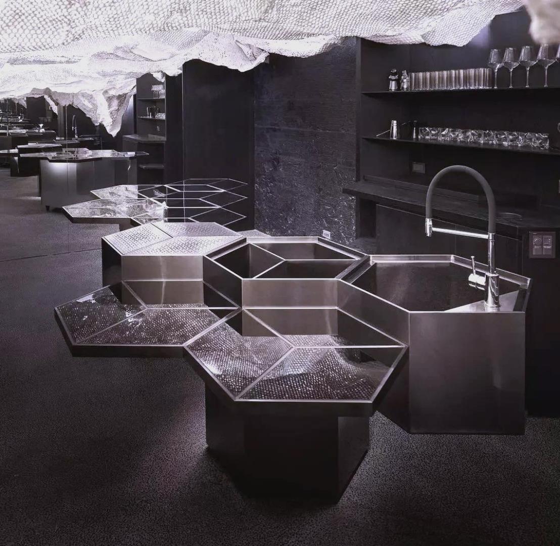 50平<a href=http://hxet.cn/yulezhuanqu/yulezhuanquliebiao/ target=_blank class=infotextkey>重慶酒吧裝修</a>效果圖