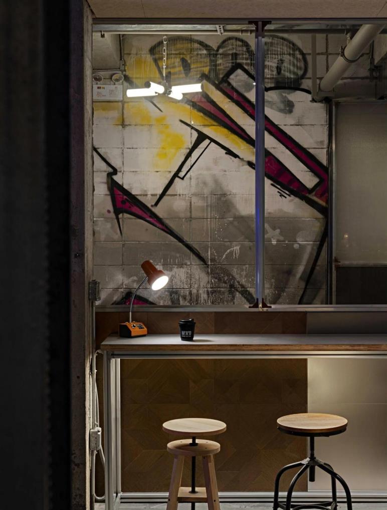 工業風酒吧裝修效果圖，粗獷又精致！