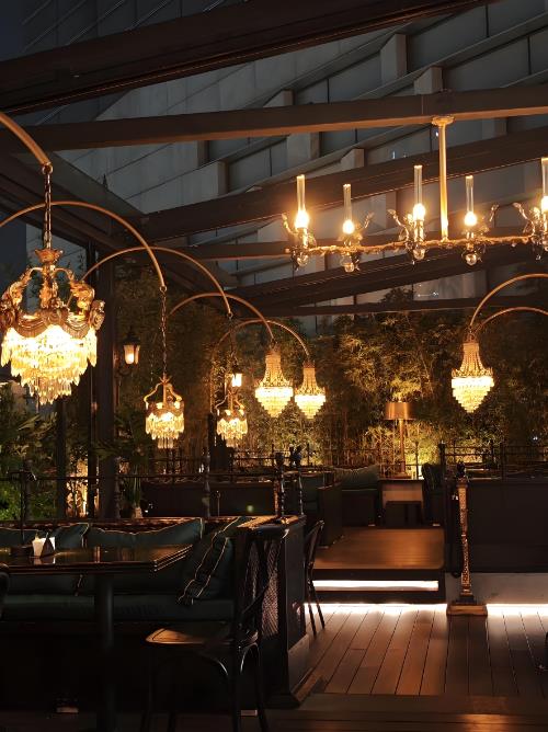 複古宮廷風酒吧