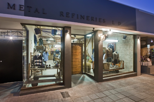 重慶男服裝專賣店裝修設計案列及費用清單