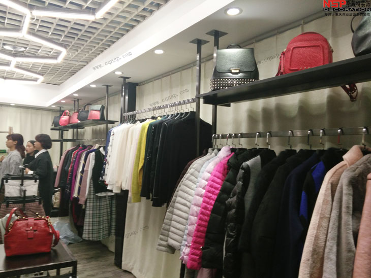  重慶三峽廣場八衣後服裝店設計案例效果圖報價預算-現代而獨特的審美