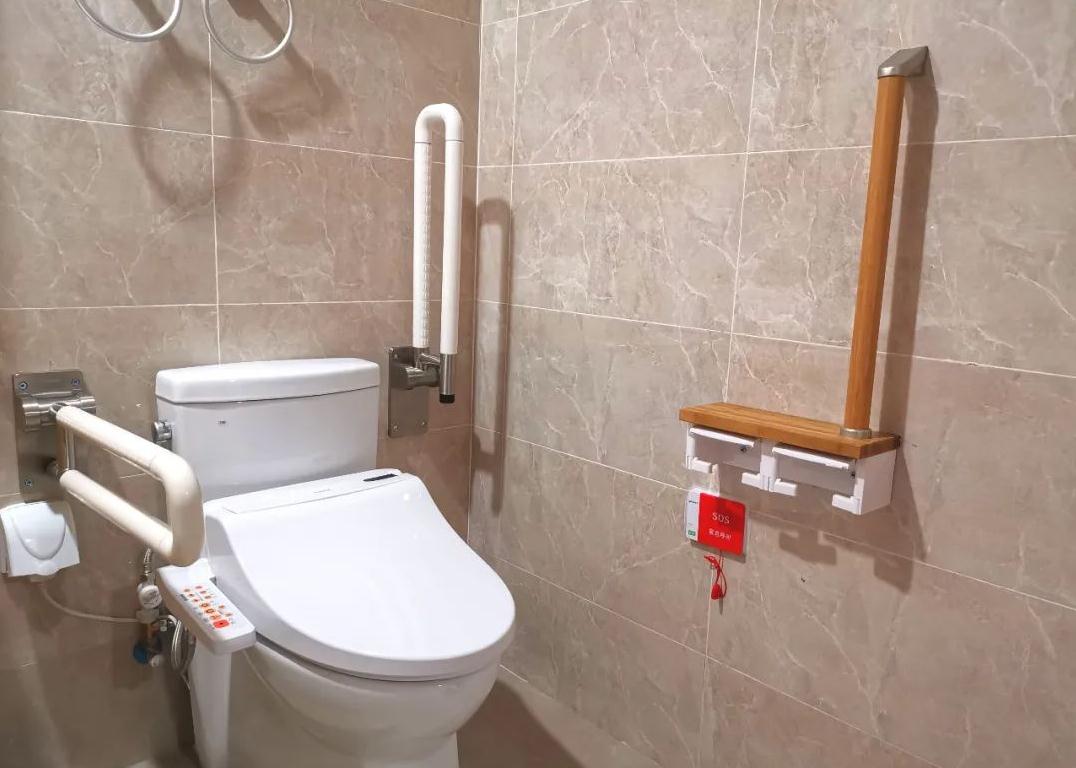 備淋浴凳，洗澡更安全