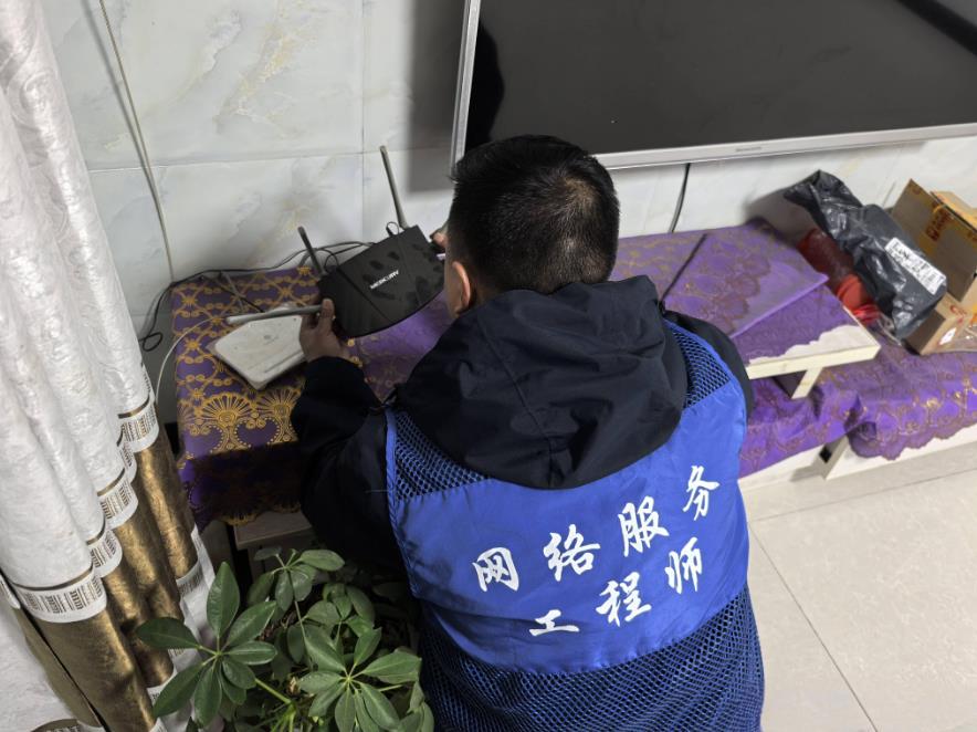 新型詐騙，已有多個小區居民被騙！看到這個請立即報警！