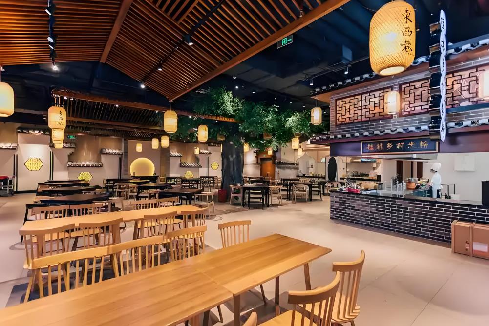 100平米餐飲店裝修要花多少錢？