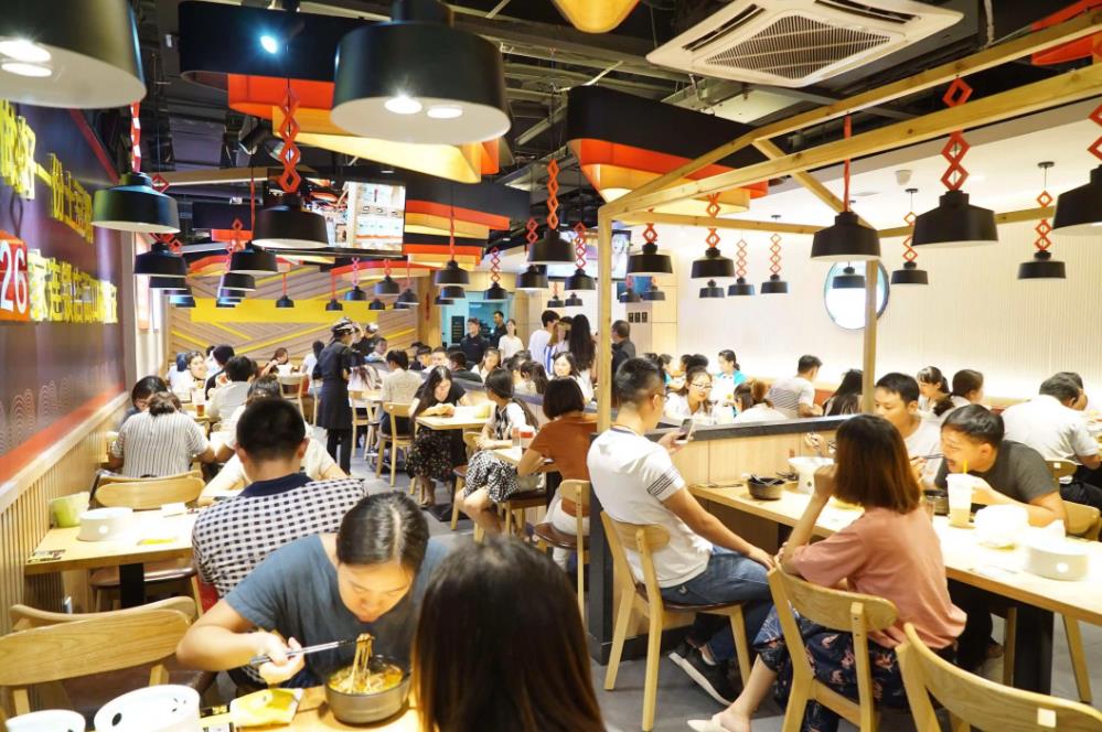 餐飲店裝修多少錢一平？