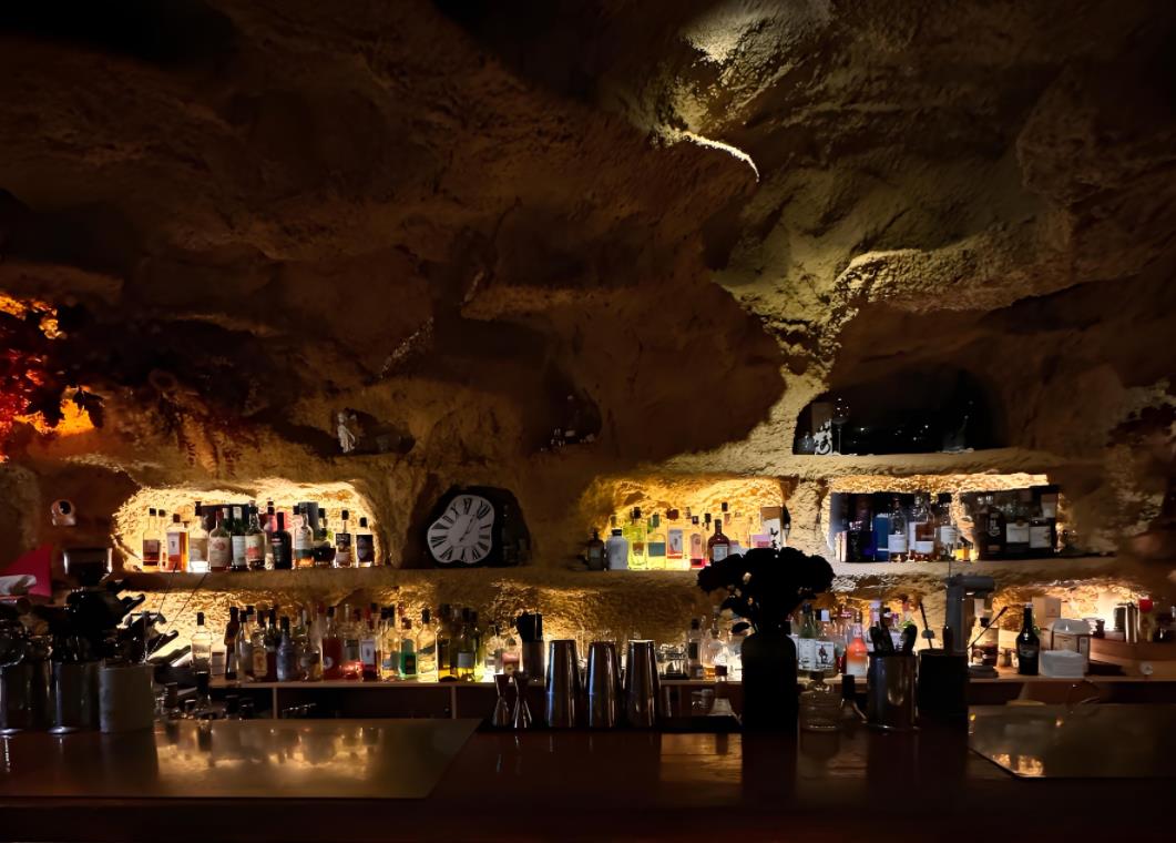 YOLO洞穴餐酒吧（九街店）&zwnj;