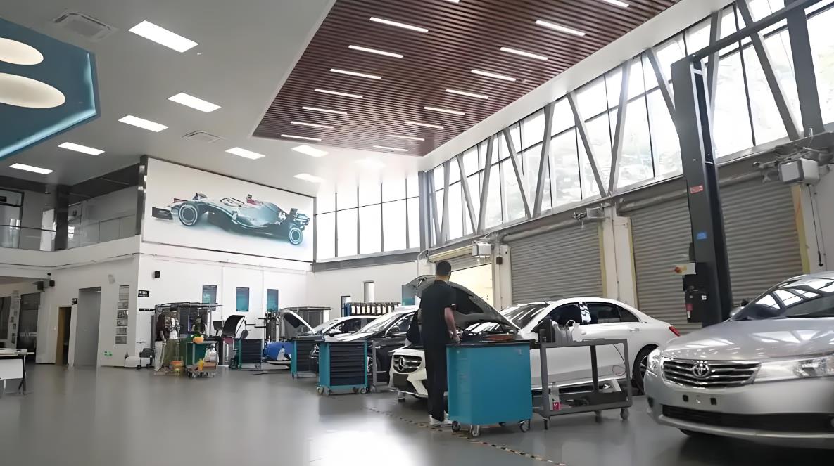 汽修廠車間裝修設計