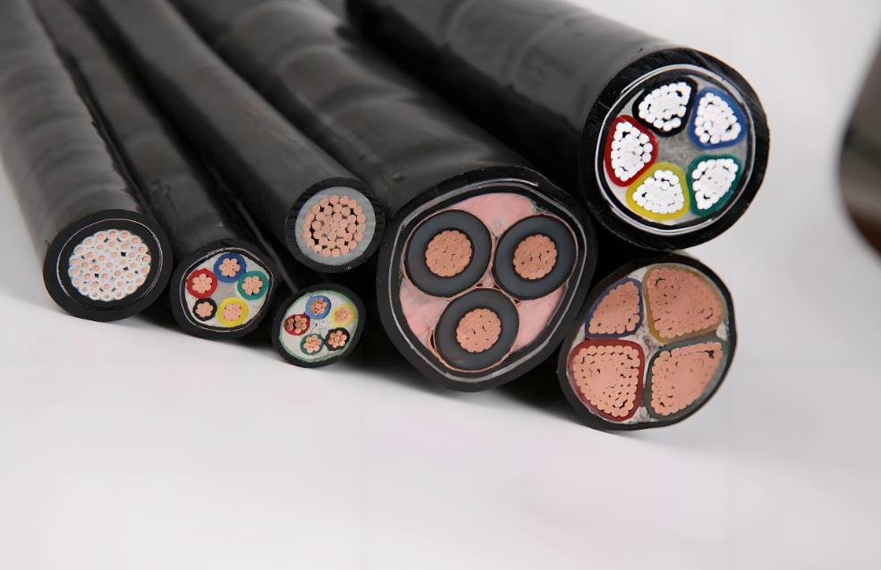 汽車維修店裝修電路選用多大的電線？